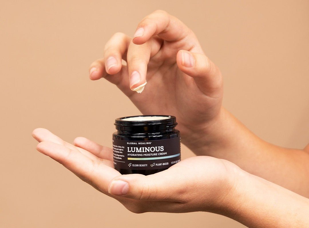Global Healing Luminous Hydrating Moisture Cream Jar Carousel1